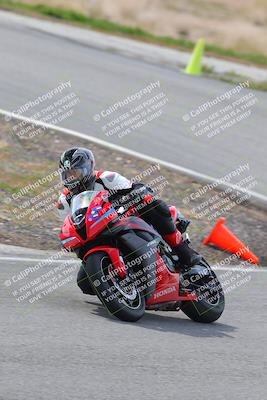 media/Mar-05-2023-TrackXperience (Sun) [[a95d40e56a]]/Group 2/session 2 turn 4/